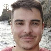 Estudiante de Marketing en la Universidad de Zaragoza. Busco trabajo para compaginar con la carrera